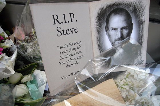 Apple - Remembering Steve Jobs 7